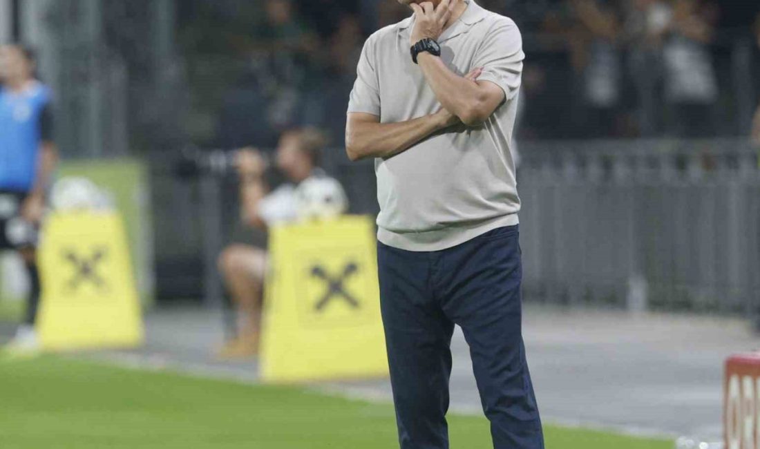 Fenerbahçe Teknik Direktörü İsmail Kartal, UEFA Şampiyonlar Ligi 3. eleme