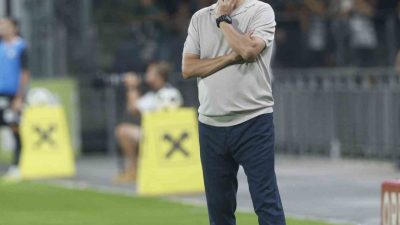 Fenerbahçe Teknik Direktörü İsmail Kartal, UEFA Şampiyonlar Ligi 3. eleme