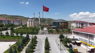 Bitlis Eren Üniversitesi Tıp Fakültesi, ilk 3 yıl boyunca eğitimlerini