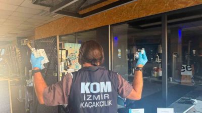 İzmir’de polis ekiplerince gümrük kaçağı steroid etken maddeli ilaçlara yönelik