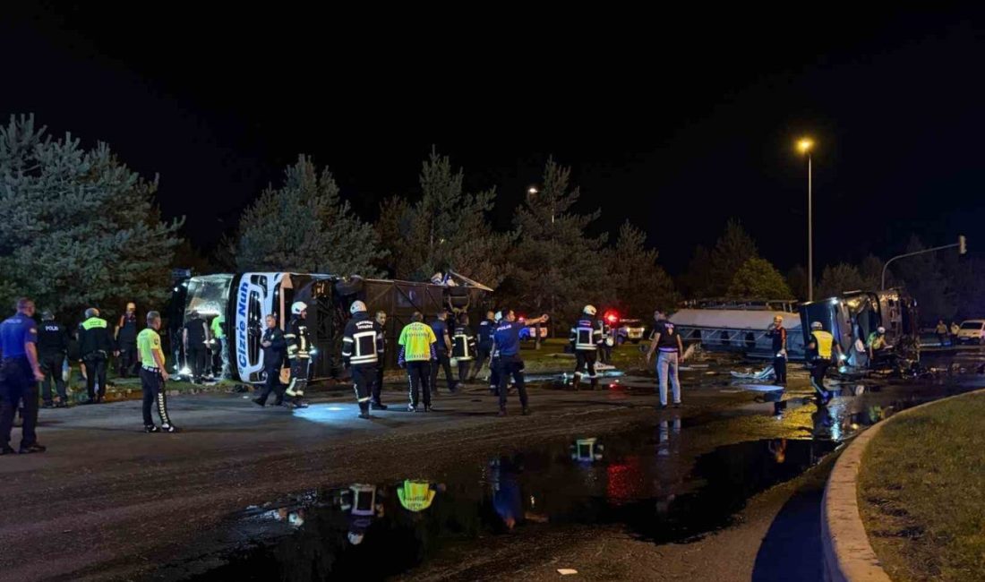 Kayseri’nin Kocasinan ilçesinde yolcu otobüsüyle yakıt tankeri taşıyan tırın çarpıştığı