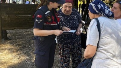İzmir’in Kemalpaşa ilçesinde düzenlenen Hamza Baba Anma etkinliklerinde jandarma ekipleri,