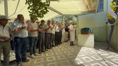İzmir’in Bayındır ilçesinde hayatını kaybeden Kıbrıs Gazisi Ahmet Bacınak, düzenlenen