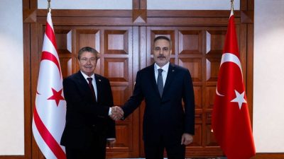 Kuzey Kıbrıs Türk Cumhuriyeti (KKTC) Başbakanı Ünal Üstel, Dışişleri Bakanı