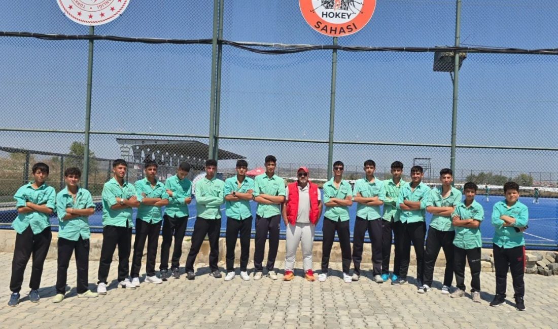 Malatya İl Karması Erkek Hokey Takımı, U17 Türkiye Şampiyonası’nı Türkiye