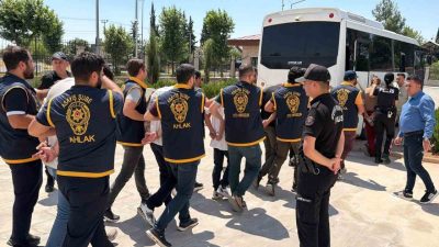 Adıyaman’da kendilerini banka görevlisi olarak tanıtarak bir vatandaşı 4 milyon