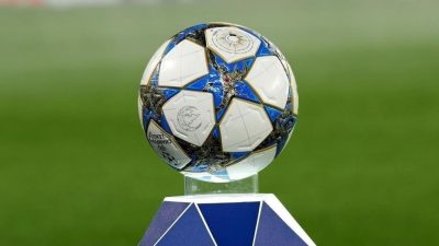 Fenerbahçe’nin UEFA Şampiyonlar Ligi play-off turunda Fransız ekibi Olympique Lyon’u