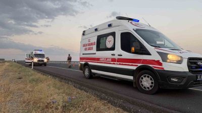 Şanlıurfa’nın Siverek ilçesinde bir otomobilin takla attığı kazada 4 kişi