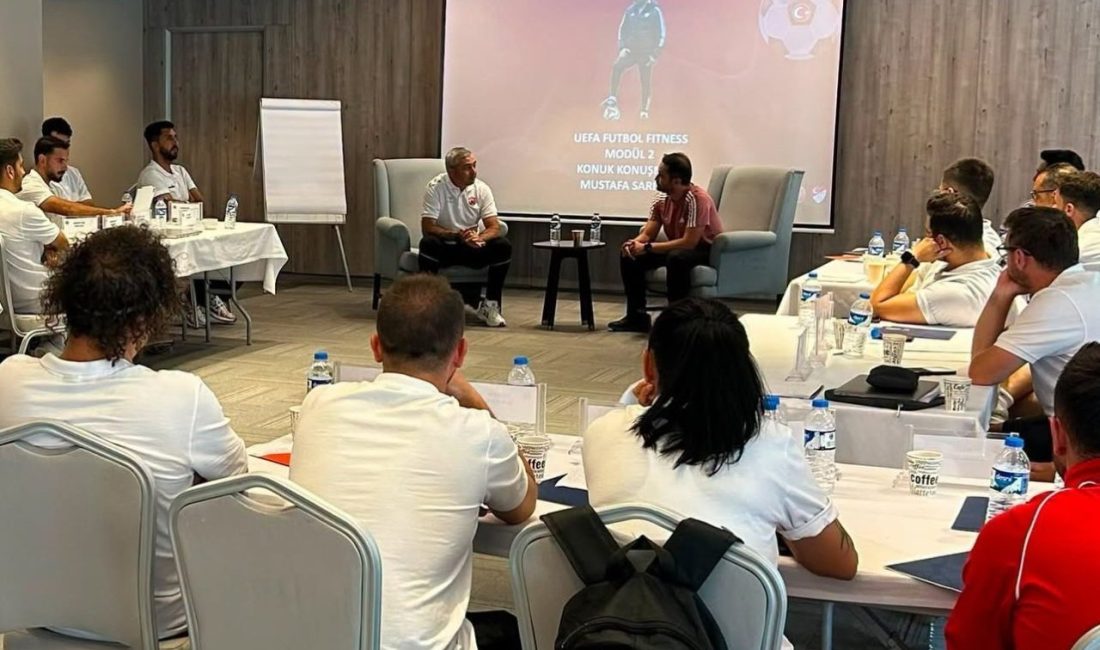 Erzincanspor Teknik Direktörü Mustafa Sarıgül, Türkiye Futbol Federasyonu tarafından Erzurum’da