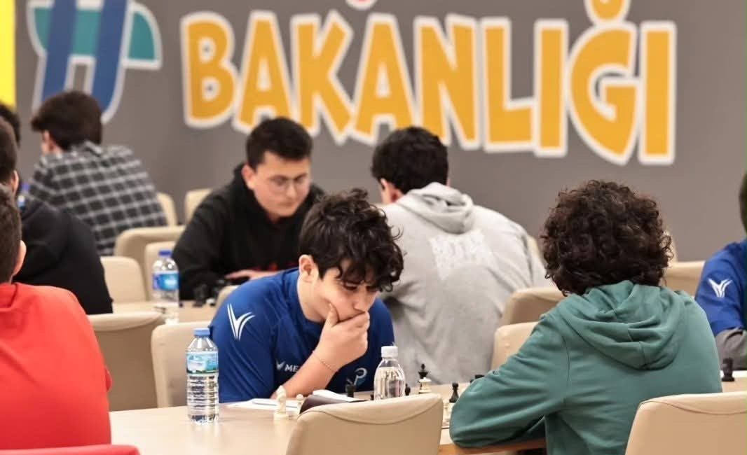 Türkiye Satranç İkinci Ligi ve Türkiye Kulüpler Satranç Şampiyonası, yaklaşık