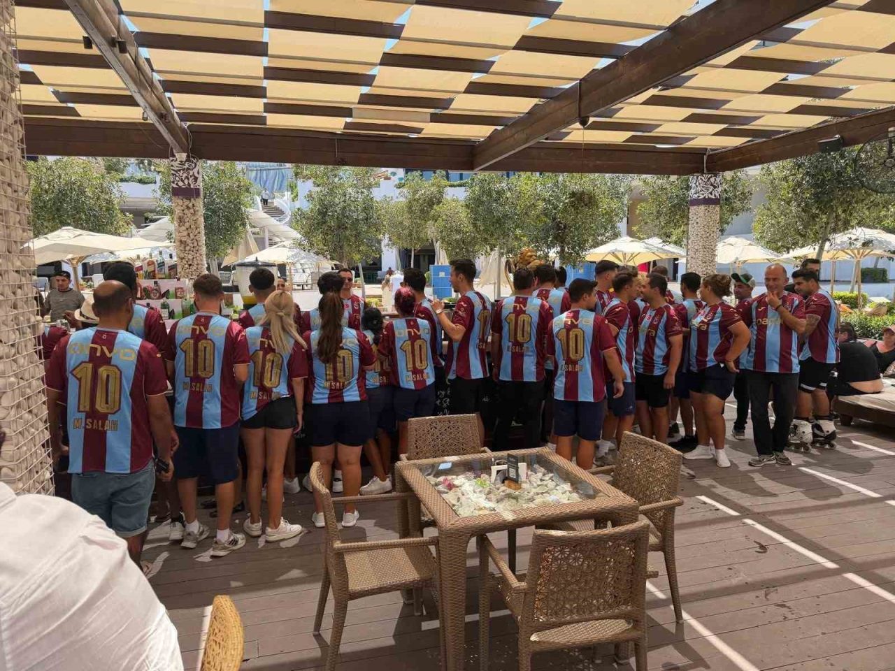 Trabzonspor’un eski başkan yardımcısı iş insanı Murat Bozoğlu, bordo-mavi sevgisini