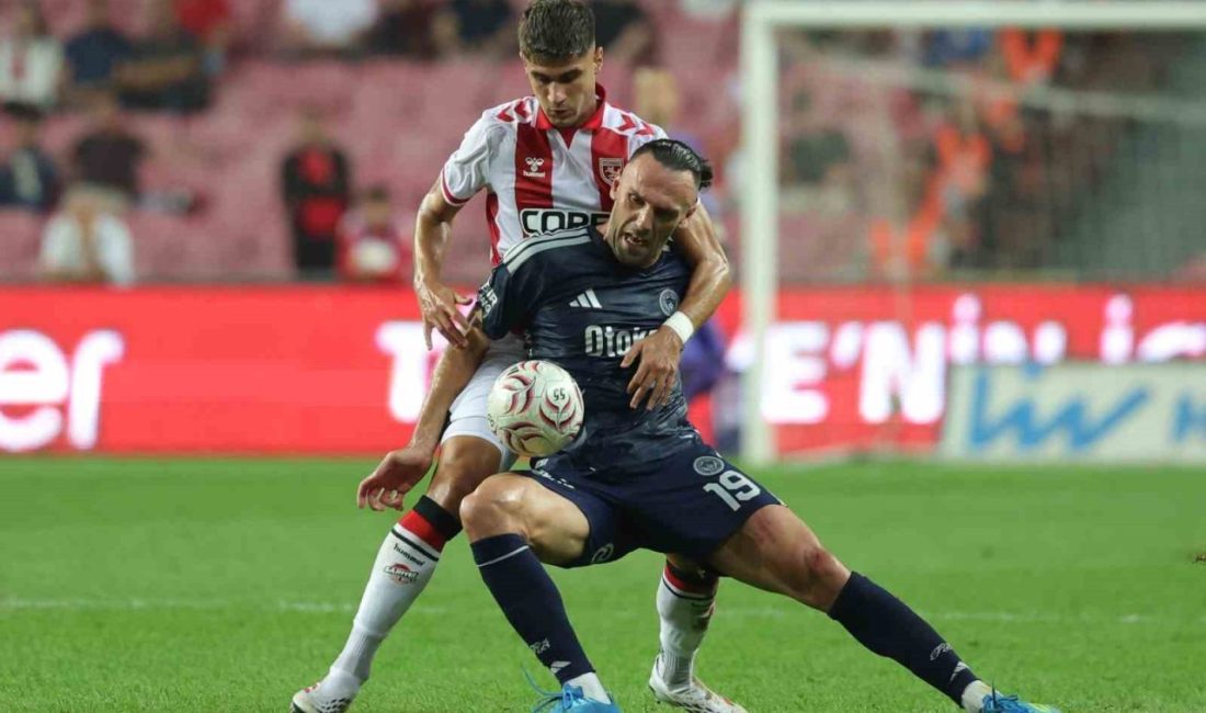 Trendyol Süper Lig’in 3. haftasında Samsunspor, sahasında karşılaştığı Fenerbahçe’ye 2-0