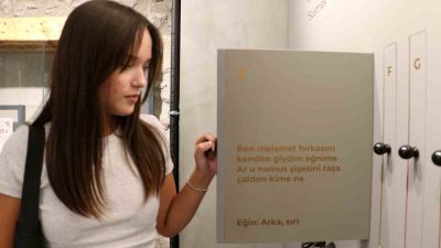 Edebiyatçı ve aynı zamanda yazar olan Şermin Yaşar, ‘dile olan