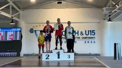 Kosova’da başlayan U-15 ve Yıldızlar Avrupa Halter Şampiyonası’nın ilk gününde