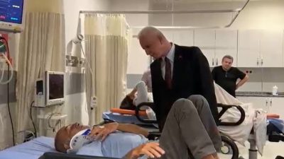 İstanbul Valisi Davut Gül, İETT otobüsünün duvara çarptığı kazada yaralanan
