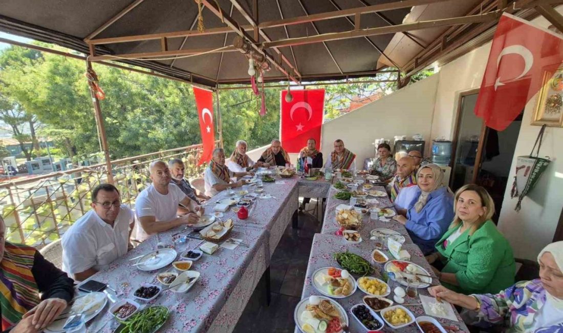 AK Parti Bursa Milletvekili Ahmet Kılıç, Osmangazi Yörük Türkmen Derneği’nde