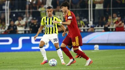 Fenerbahçe’nin Roma ile oynadığı maçta Bartuğ Elmaz, yaşadığı sakatlık nedeniyle