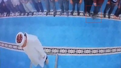 Erzurum’un Aziziye ilçesinde bulunan Adalar Camii’nde namaz sırasında bir kedinin