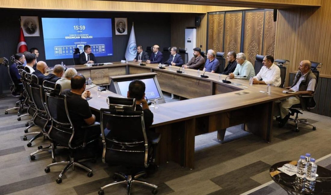 Erzincan’da tarım, hayvancılık ve gıda sektörlerinin değerlendirildiği toplantıda, tulum peyniri