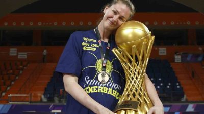 Fenerbahçe Kadın Basketbol Takımı, Emma Meesseman ile 1 yıllık yeni