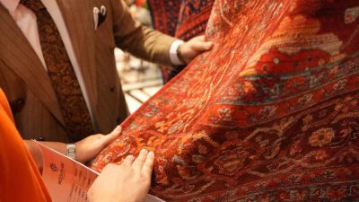 Gaziantep ihracatının lokomotif sektörlerinden olan halıcılar, program kapsamında ilk olarak