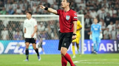 FIFA kokartlı hakem Halil Umut Meler, kariyerinde 4. kez Fenerbahçe-Beşiktaş