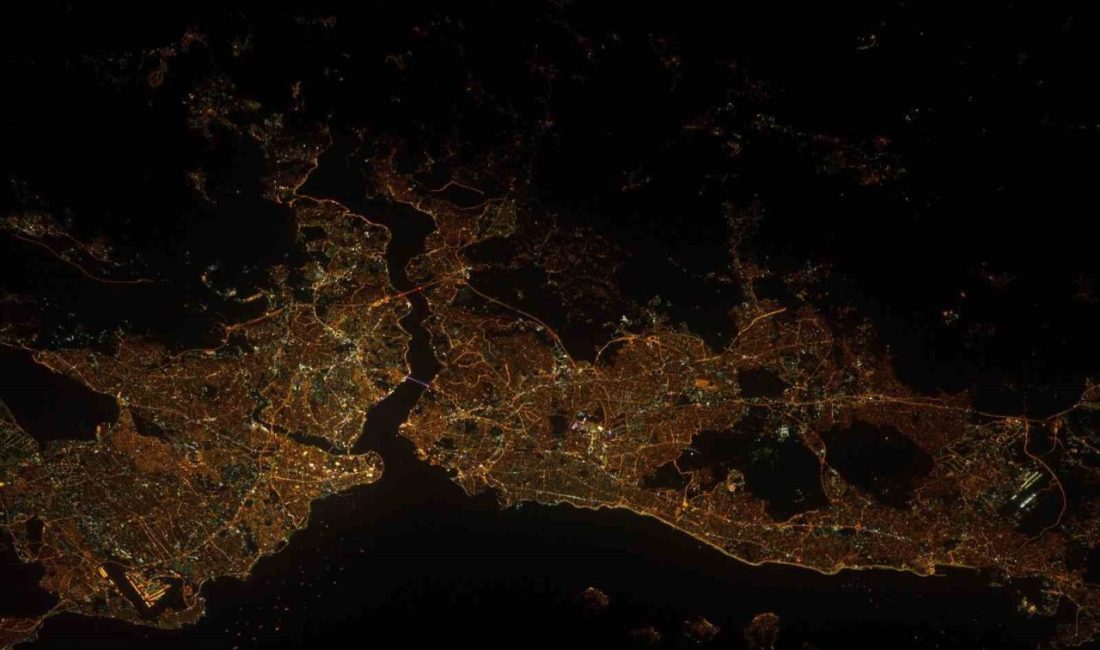 Uluslararası Uzay İstasyonu’nda (ISS) görev yapan astronotlar tarafından çekilen İstanbul