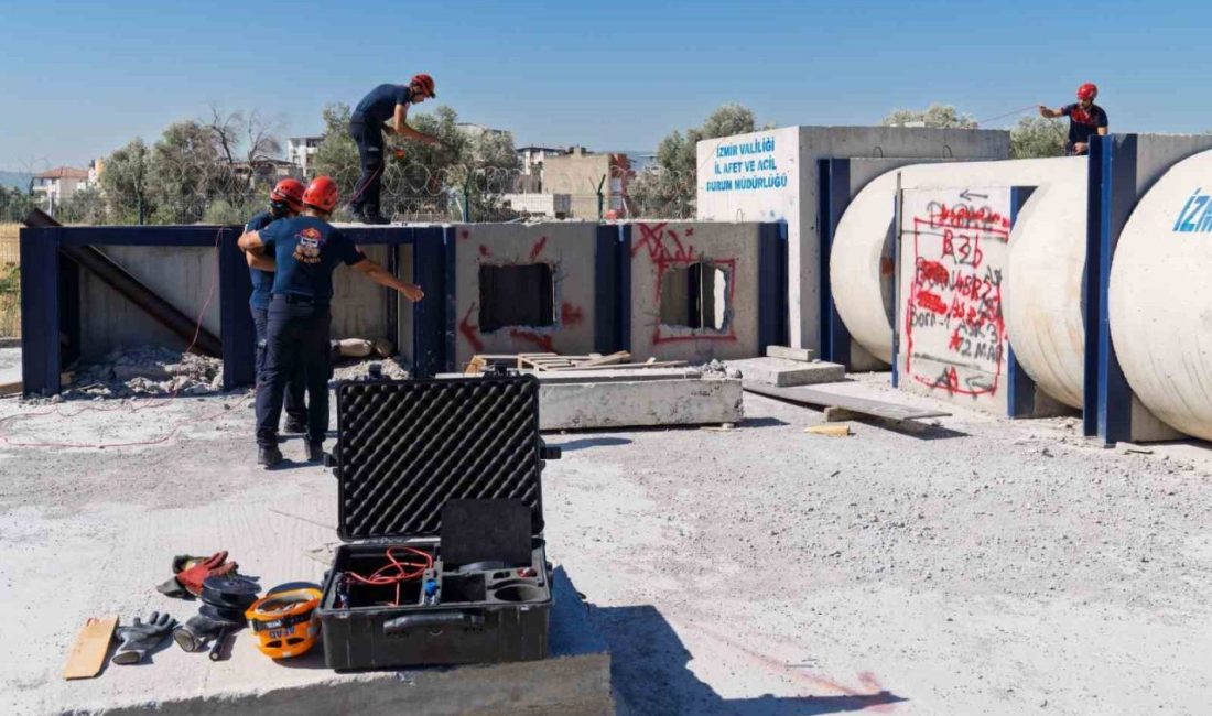 İzmir Büyükşehir Belediyesi İtfaiye Dairesi Başkanlığı, muhtemel afetlere daha etkin