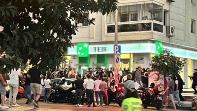 İzmir’in Karabağlar ilçesinde bir banka şubesine girerek güvenlik görevlisinin silahıyla
