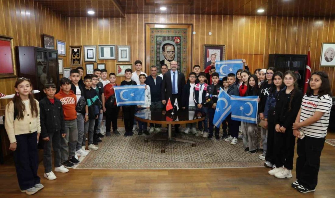 Erzurum Eğitim, Kültür ve Başarı Programı kapsamında Kerkük’ten Erzurum’a gelen,