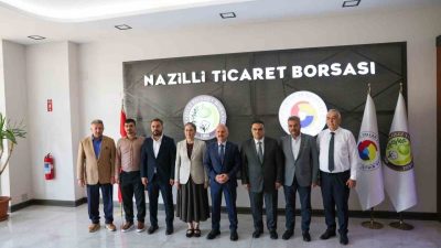 Nazilli Ticaret Odası Yönetim Kurulu Başkanı Nuri Arslan kuru incir