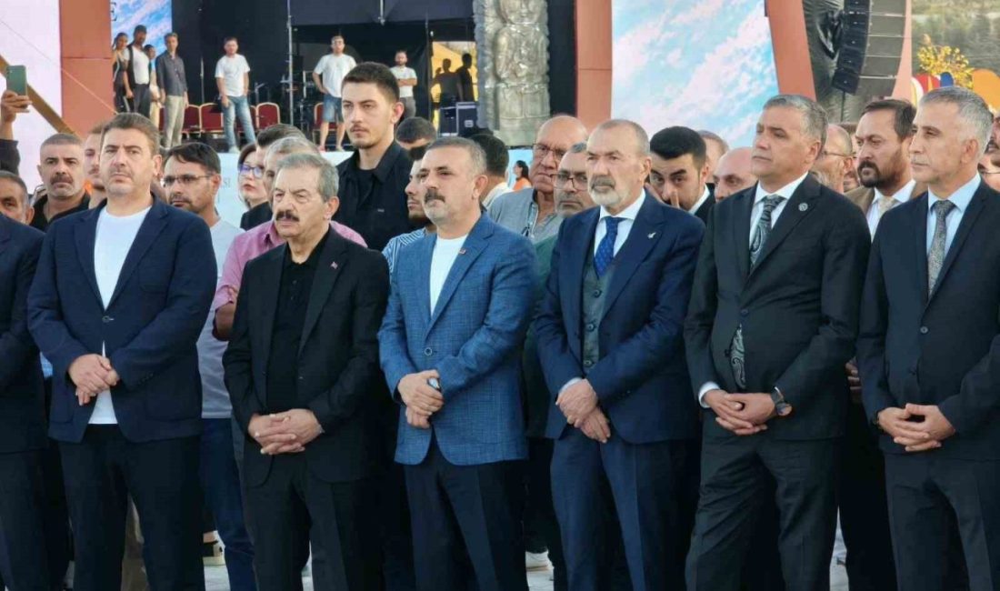 Ankara’nın Sincan ilçesinde düzenlenen Türk Dünyası Festivali’nde, Türk dünyasına ait