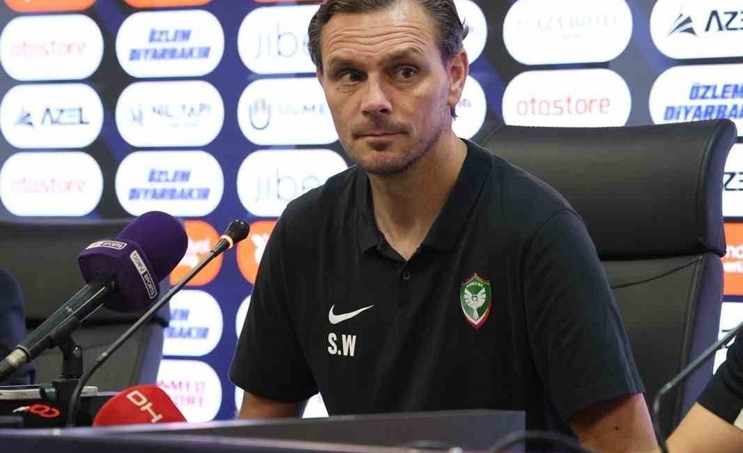 Amed Sportif Faaliyetler Yardımcı Antrenörü Stef Wils, Beşiktaş maçının ardından,