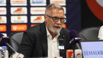Samsunspor Teknik Direktörü Thorsten Fink, Kocaelispor karşısında daha fazla olumlu