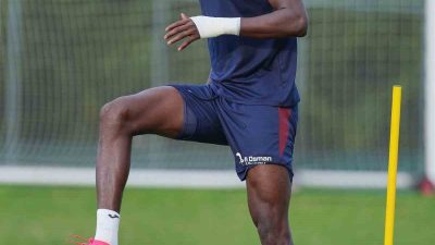 Trabzonspor’un Nijeryalı golcüsü Paul Onuachu, Süper Lig’de 8 maç süren