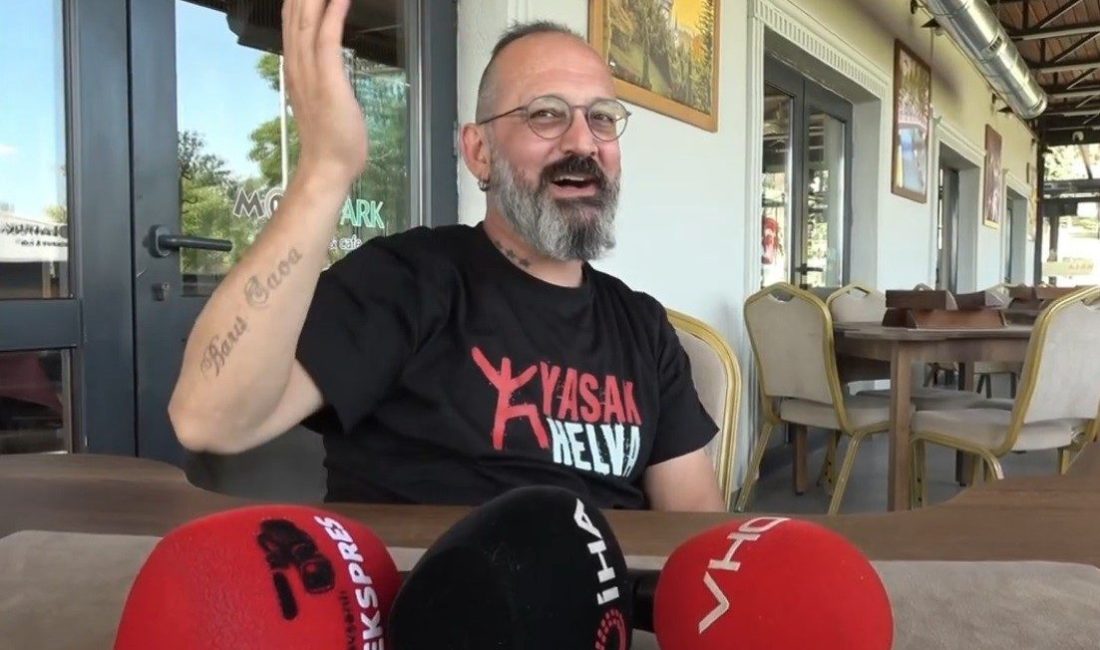 Kütahya’nın Tavşanlı ilçesine baba ocağına gelen ünlü müzik grubu Manga’nın