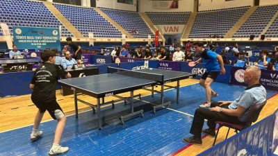 Van Gençlik ve Spor İl Müdürlüğü’nün ev sahipliğinde düzenlenen Masa