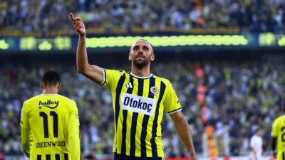 Fenerbahçe’nin Kosovalı forveti Vedat Muriqi, Eyüpspor filelerini 4 kez havalandırdı.