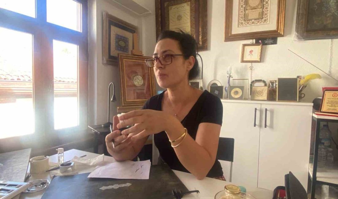 Yüzyıllardır süregelen geleneksel Türk süsleme sanatlarından tezhip, sabır ve ince
